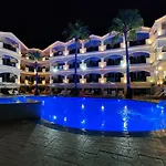 Zante Atlantis 아파트호텔